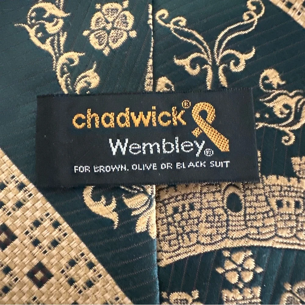 Vintage Chadwick Wembley Neck Tie for Brown Olive or Black Suits Green Gold